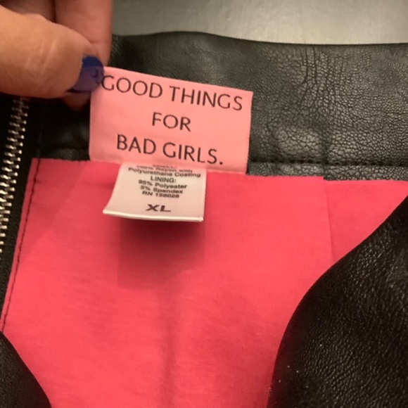 Babydoll crop Top and pencil Skirt Vegan leather - Picture 6 of 9